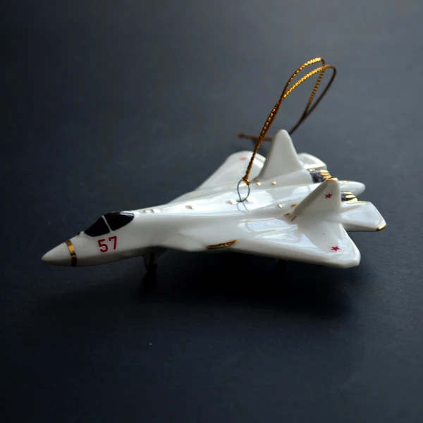 Ёлочная игрушка Самолет-истребитель №57 белый, фарфор, подарочная упаковка