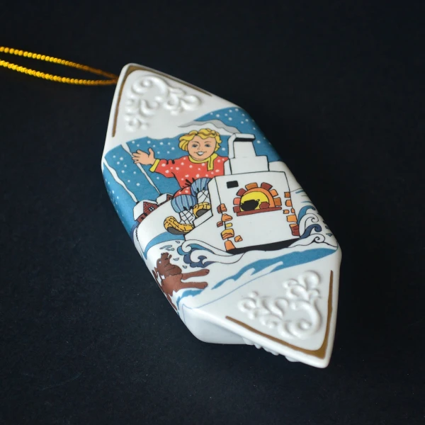 Ёлочная игрушка конфета "Емеля на печи" Ёлочная игрушка конфета "Емеля на печи"